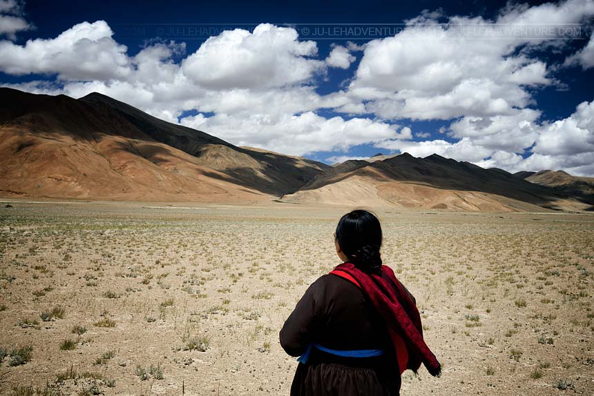 Woman at Tso Kar lake, Ladakh