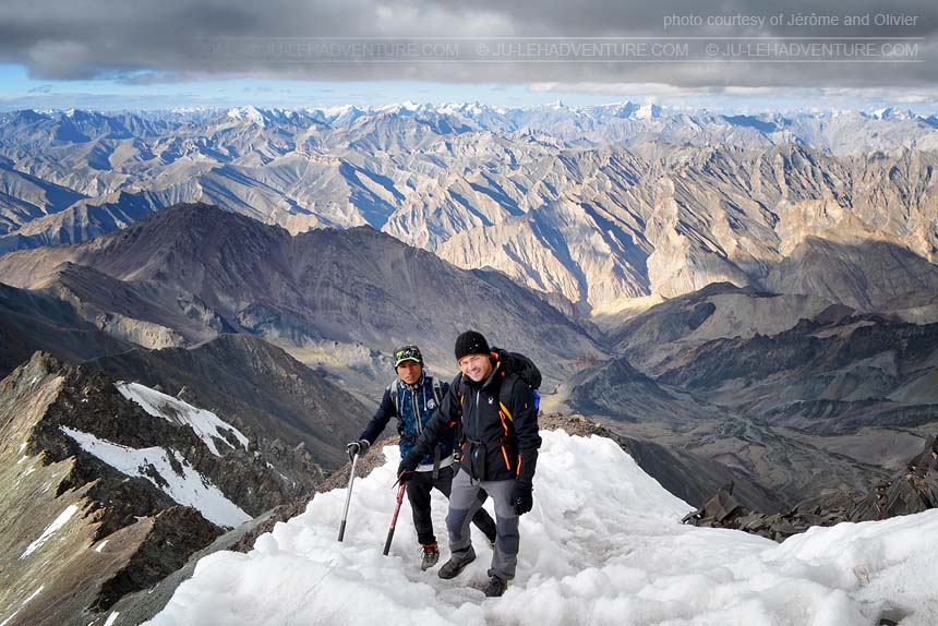 stok kangri trek best time